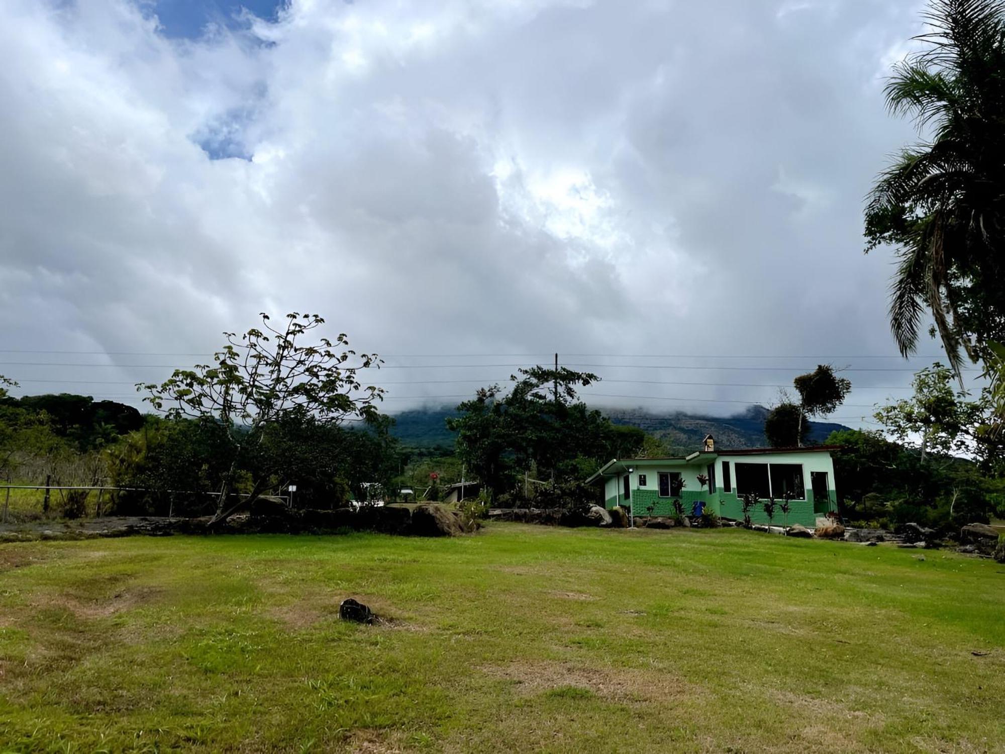 Miravalles Volcano House Guayabal  Exterior photo
